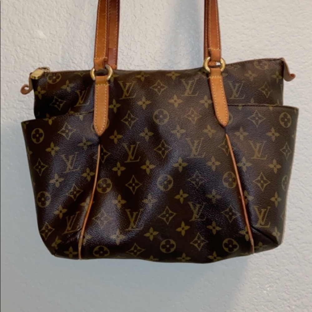 Real totally PM Louis Vuitton tote bag